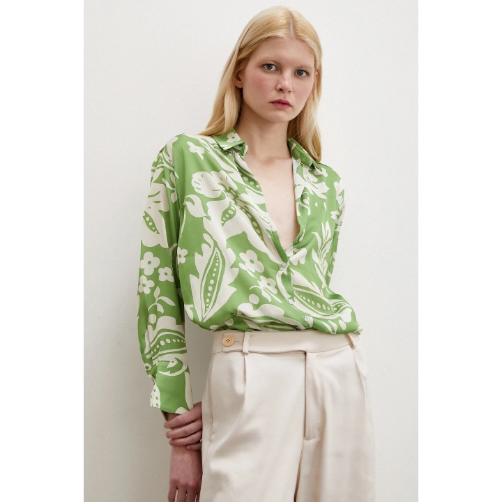Çiçek Desenli Saten Gömlek Yeşil