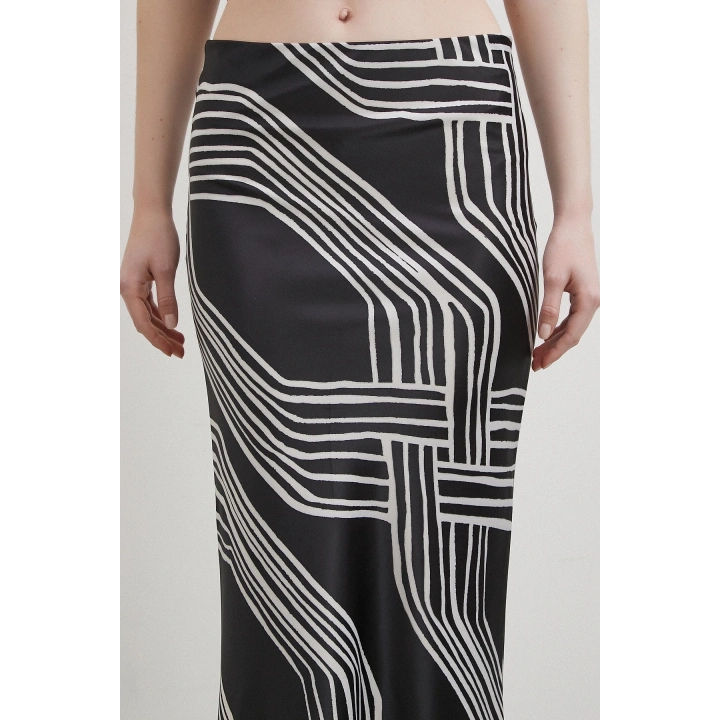 Desenli Maxi Verev Etek Siyah