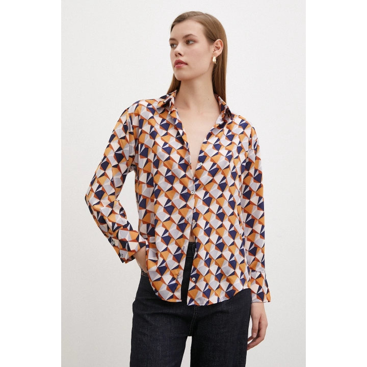 Desenli Saten Gömlek Pudra