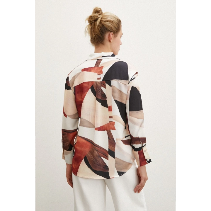 Desenli V Yaka Gömlek Kahve