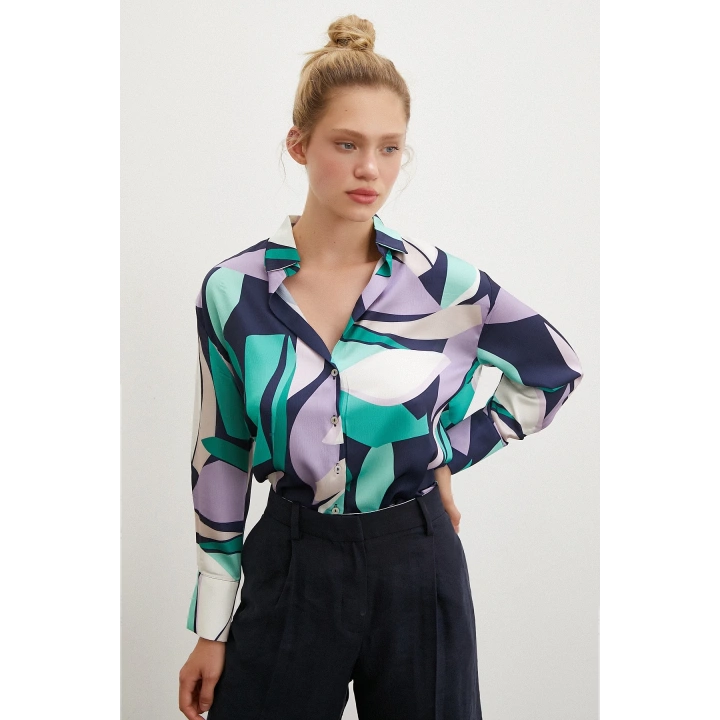 Desenli V Yaka Gömlek Mor