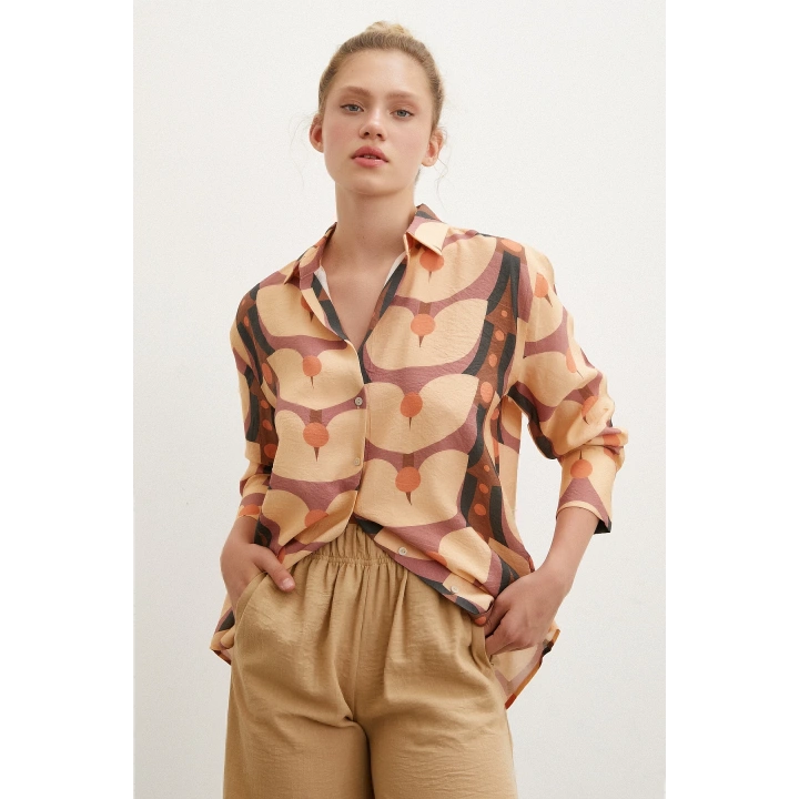 Desenli V Yaka Modal Gömlek Camel