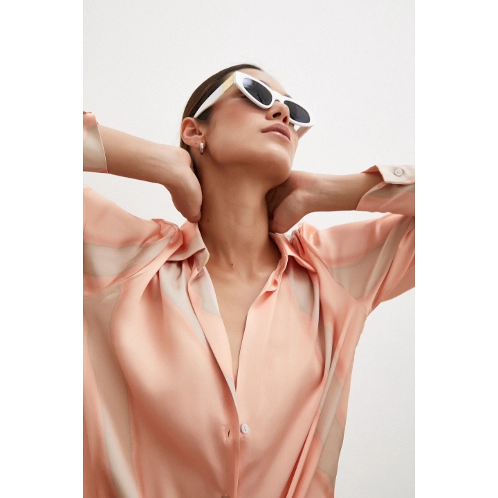 Desenli V Yaka Saten Gömlek Somon