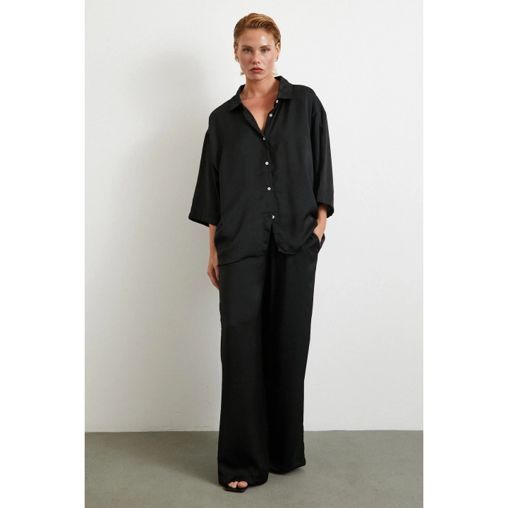 Dökümlü Romantik Gömlek Siyah