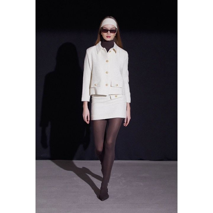 Düğmeli Simli Ceket Beyaz