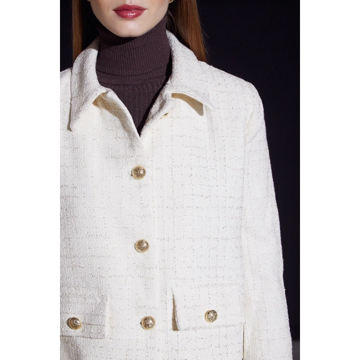 Düğmeli Simli Ceket Beyaz