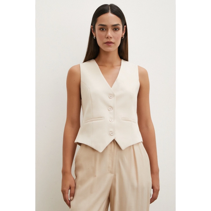 Düğmeli Yelek Bej