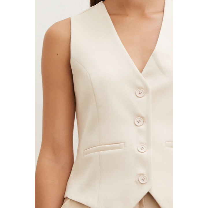 Düğmeli Yelek Bej