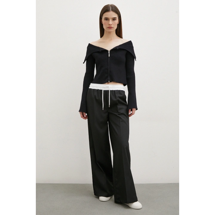 Fermuarlı Mendil Yaka Hırka Siyah