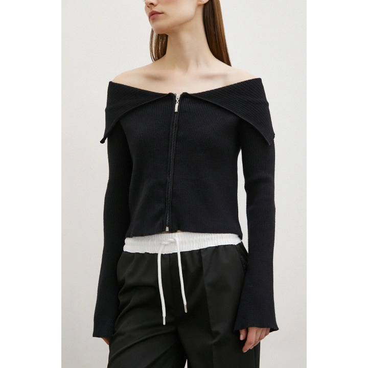 Fermuarlı Mendil Yaka Hırka Siyah