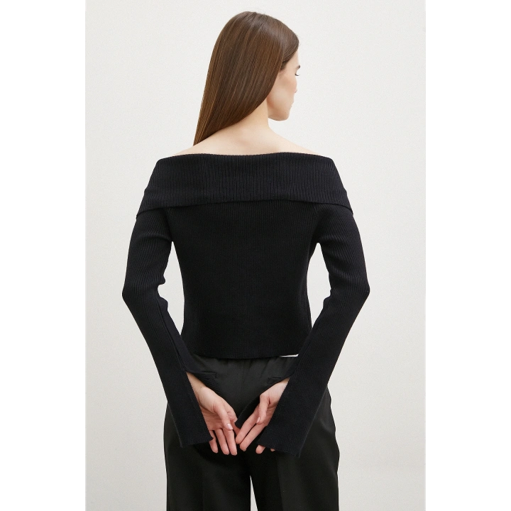 Fermuarlı Mendil Yaka Hırka Siyah