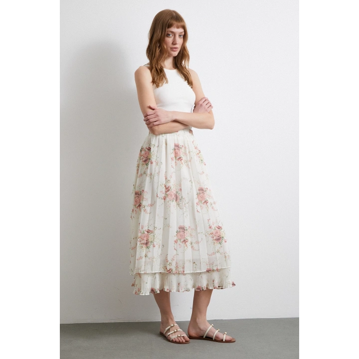 Fırfırlı Piliseli Etek Krem