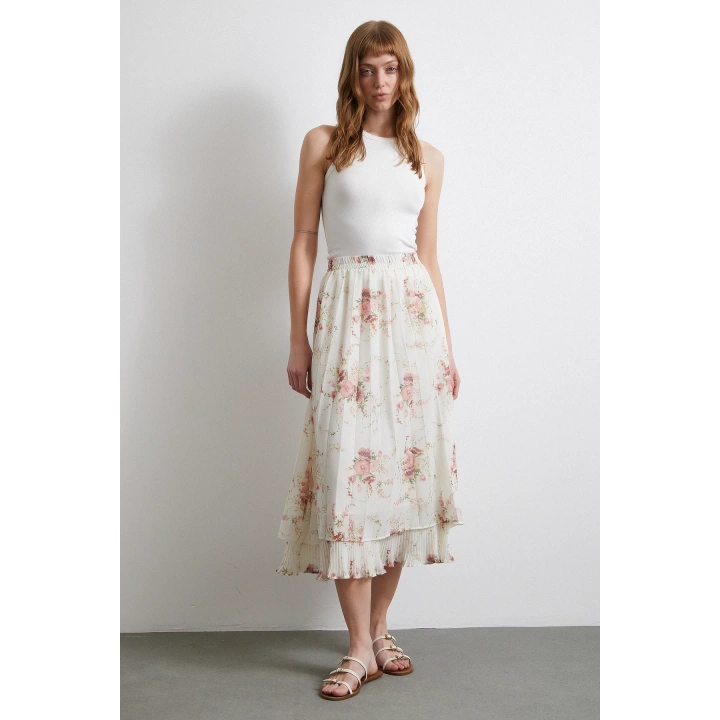 Fırfırlı Piliseli Etek Krem