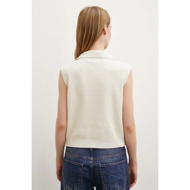 Firuze Polo Yaka Süveter Krem