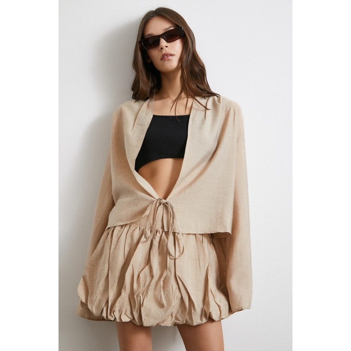 Geniş Kol Önden Bağlamalı Bluz Bej
