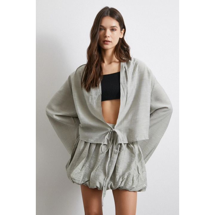 Geniş Kol Önden Bağlamalı Bluz Taş