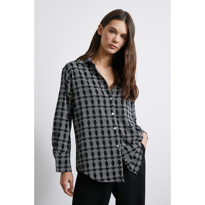 Geometrik Desenli Gömlek Siyah