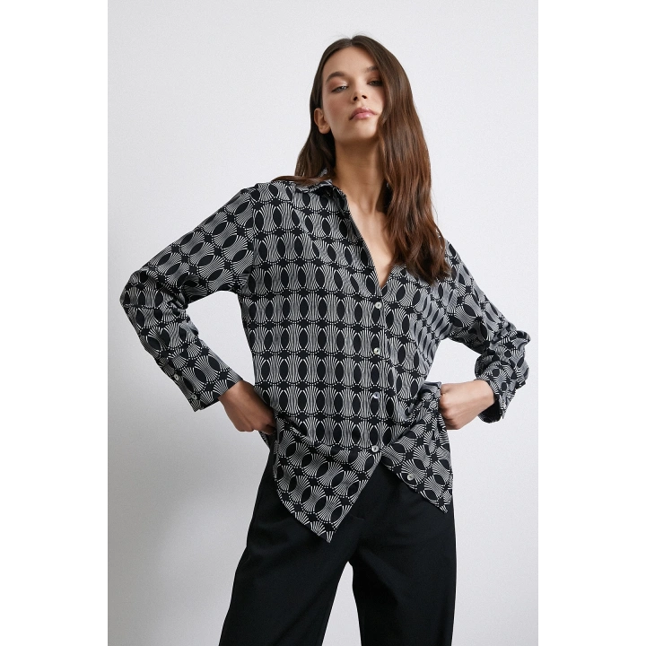 Geometrik Desenli Gömlek Siyah