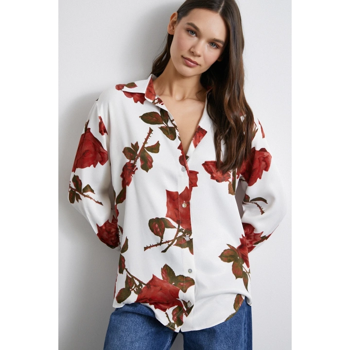 Gül Baskılı Saten Gömlek Beyaz