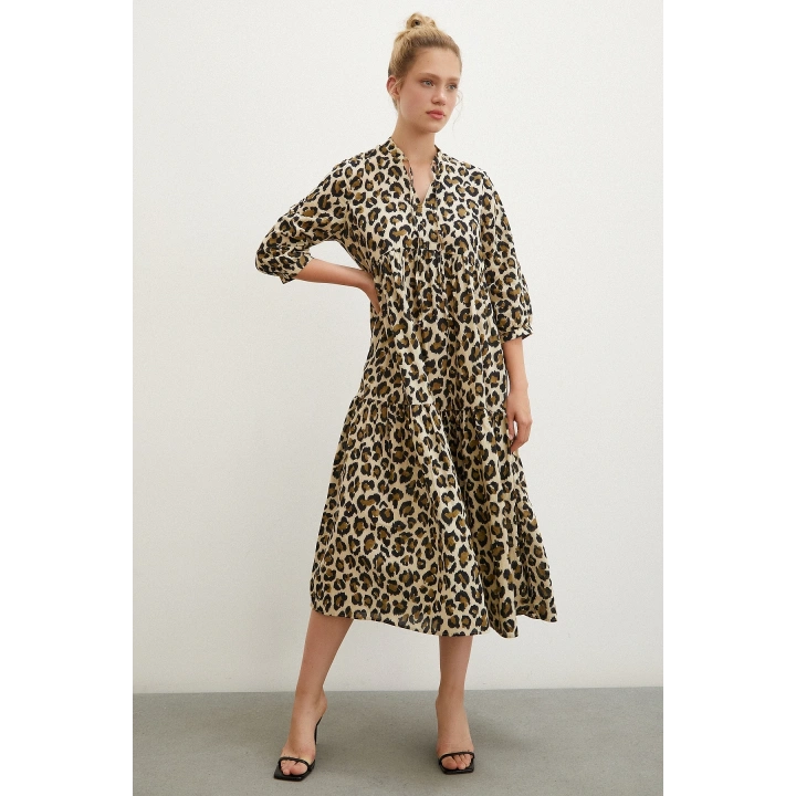 Hakim Yaka Desenli Maxi Elbise Siyah