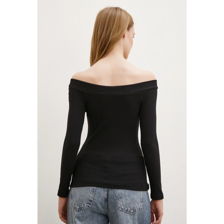 Kayık Yaka Bluz Siyah