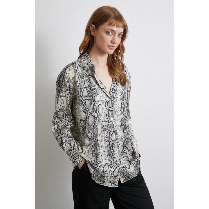 Kraşlı Yılan Desen Gömlek Gri