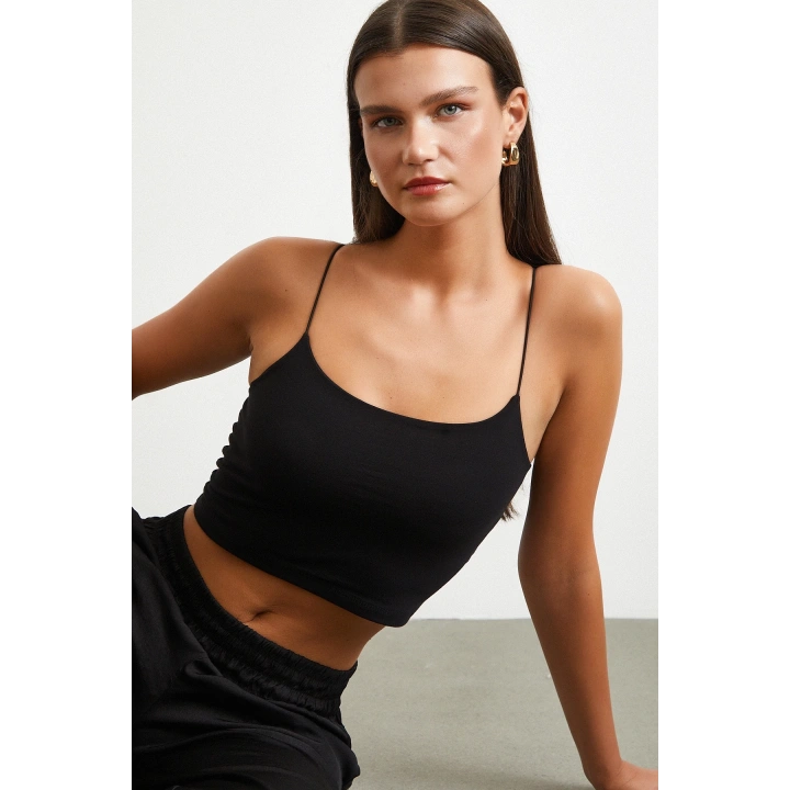 Lastik Askılı Top Siyah