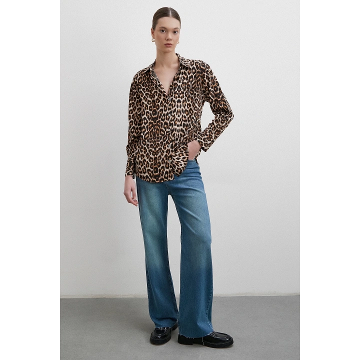 Leopar Desenli Viskon Gömlek Siyah
