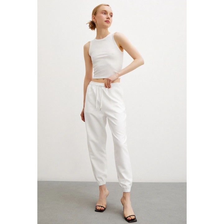 Likralı Eşofman Altı Beyaz