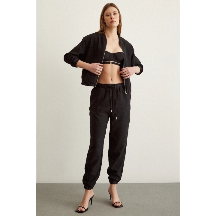 Likralı Eşofman Takımı Siyah