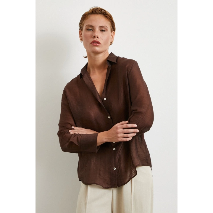 Modal Basic V Yaka Gömlek Kahve