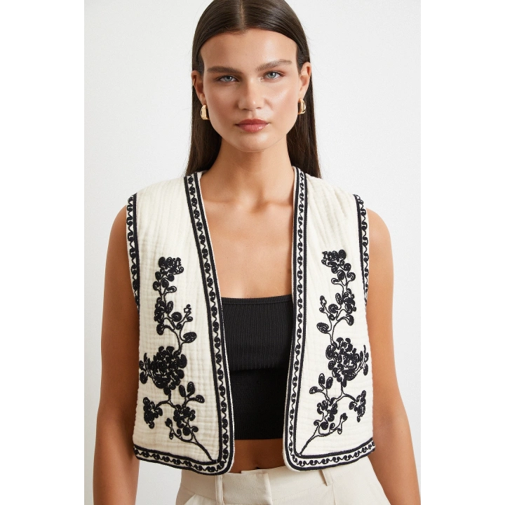 Nakışlı Oversize Yelek Krem