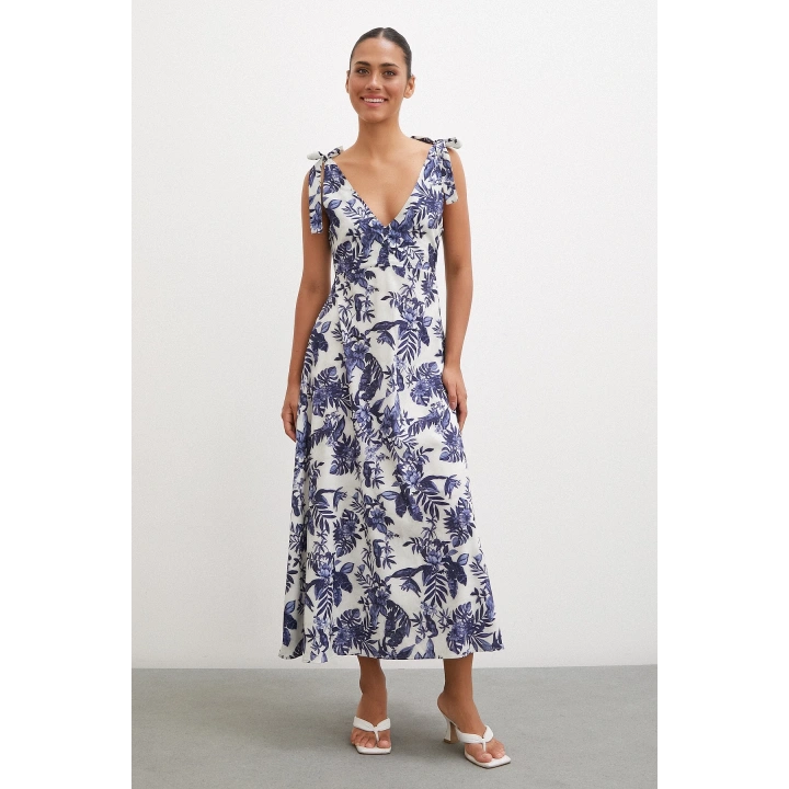 Omuz Askılı V Yaka Elbise Lacivert