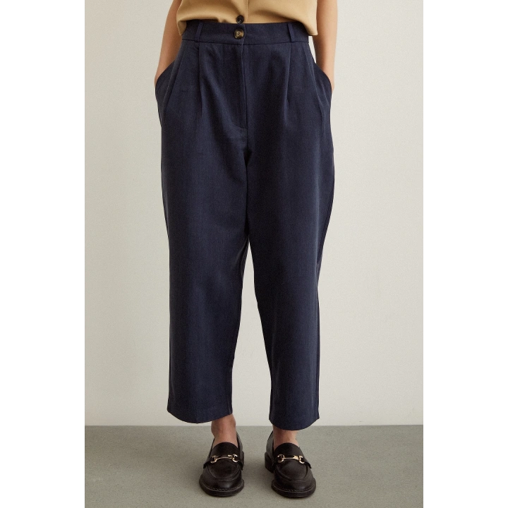 Önü Çift Pileli Pantolon Lacivert