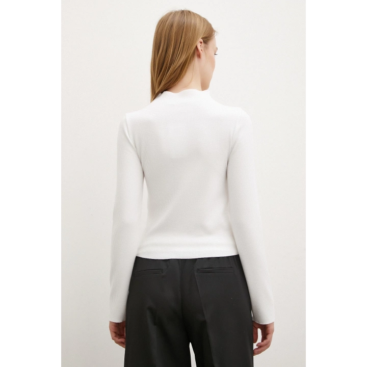 Önü Dikişli Bluz Beyaz