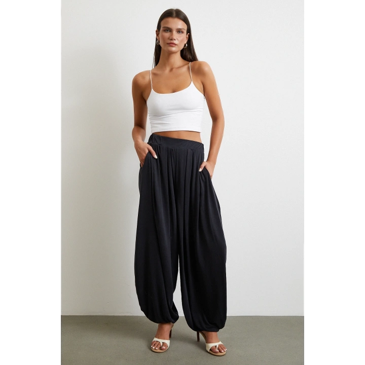 Paça Detaylı Şalvar Pantolon Antirasit