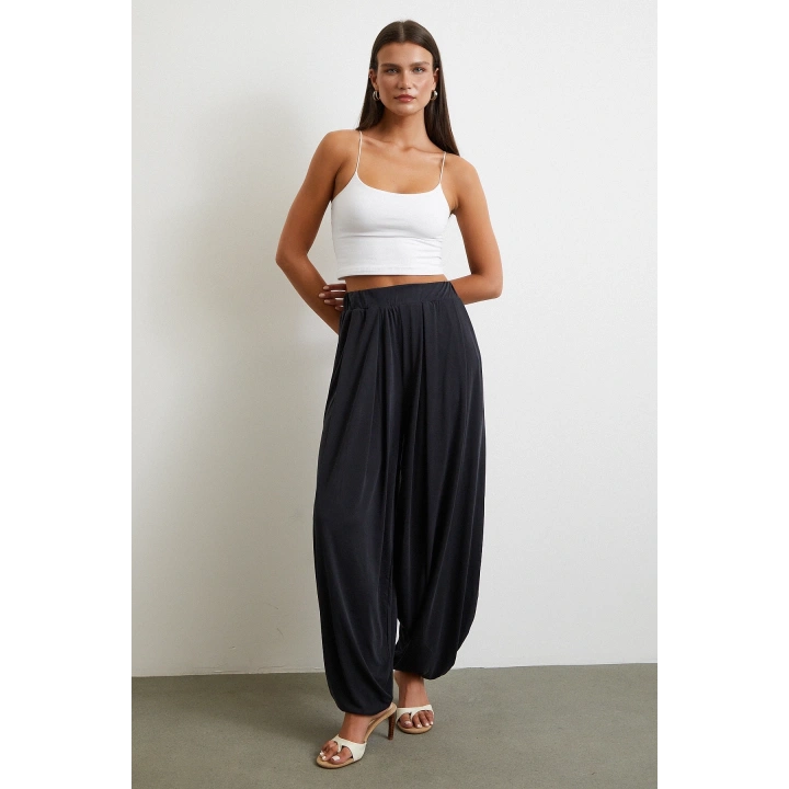 Paça Detaylı Şalvar Pantolon Antirasit