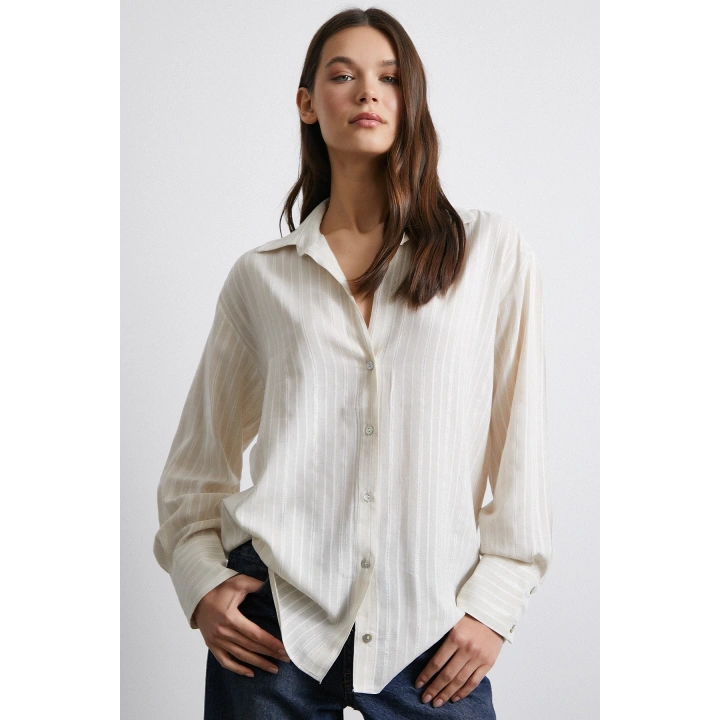 Pamuklu Simli Çizgili Gömlek Krem