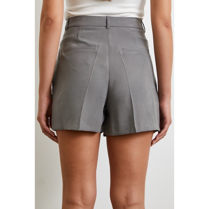 Piliseli Cepli Şort Gri