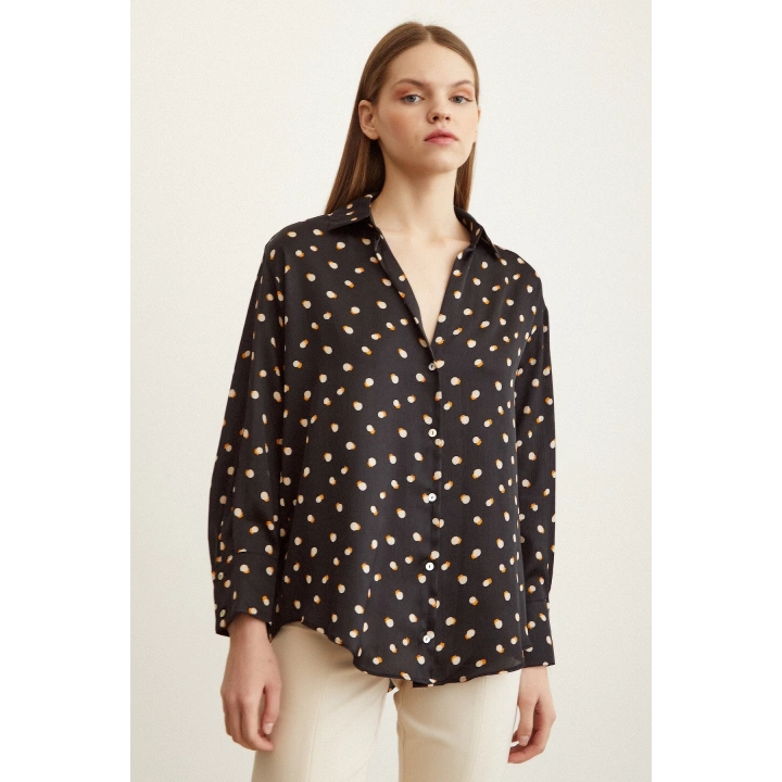 Puantiye Desenli Saten Gömlek Siyah