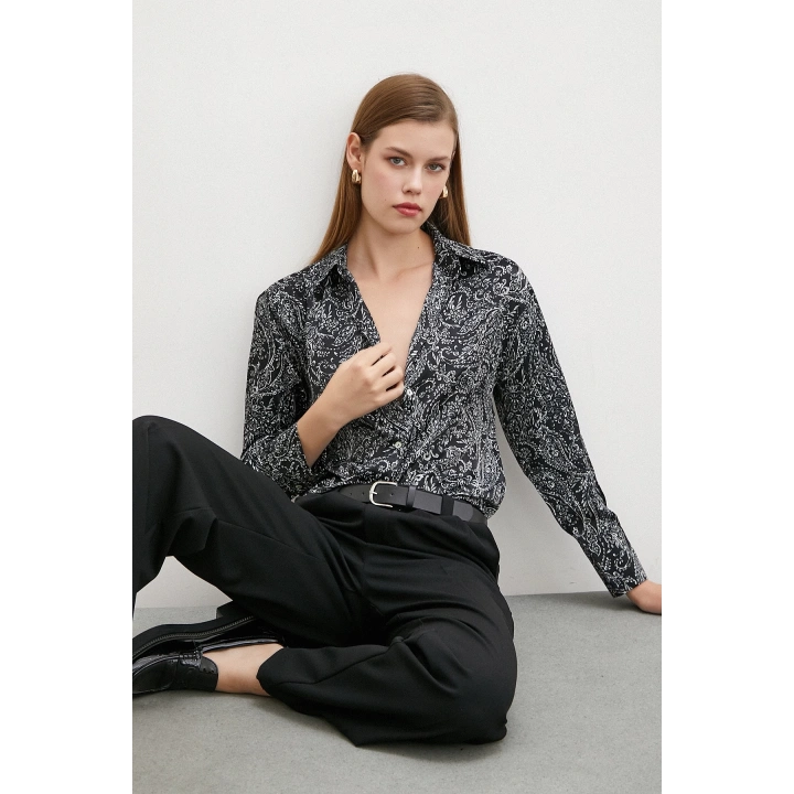Şal Desenli Saten Gömlek Siyah