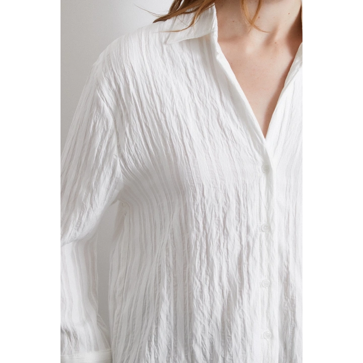 Şerit Dokulu Gömlek Beyaz