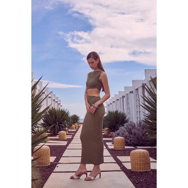 Sıfır Kol Yırtmaçlı Elbise Haki