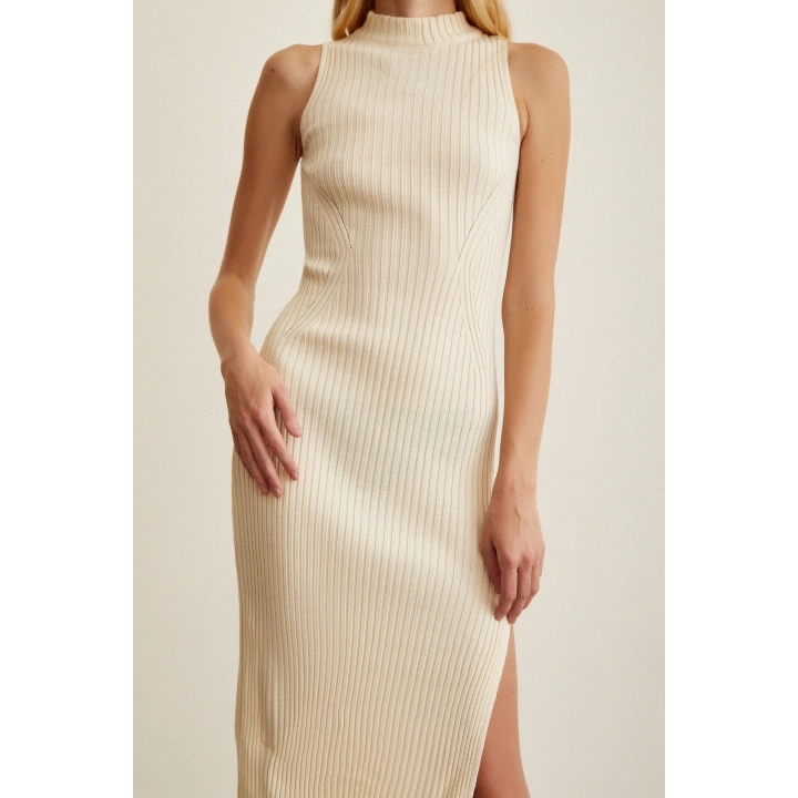 Sıfır Kol Yırtmaçlı Triko Elbise Ekru