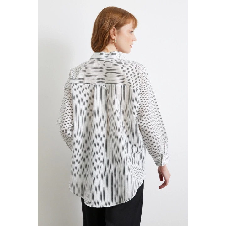 Simetrik Çizgili Gömlek Siyah