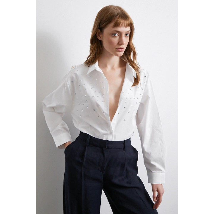 Taş Detaylı Gömlek Beyaz