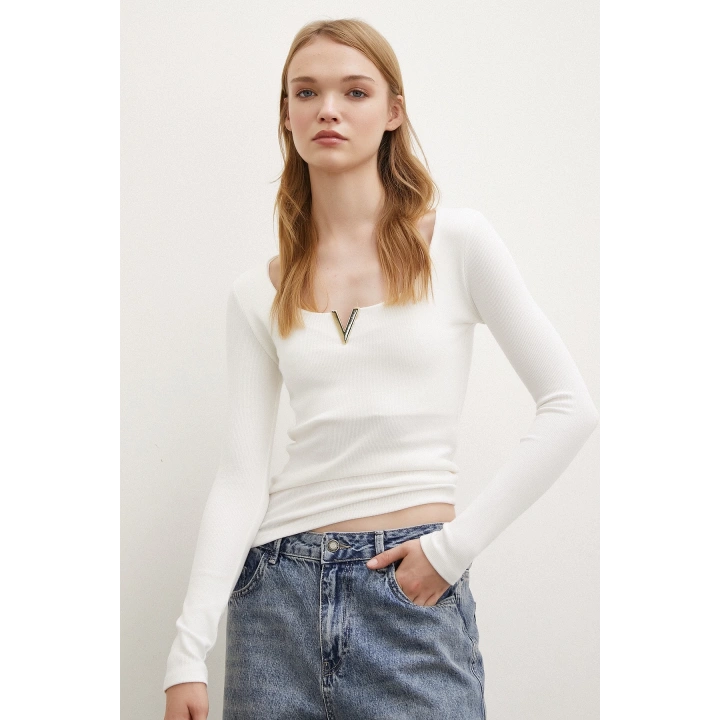 V Dekolteli Uzun Kollu Bluz Beyaz