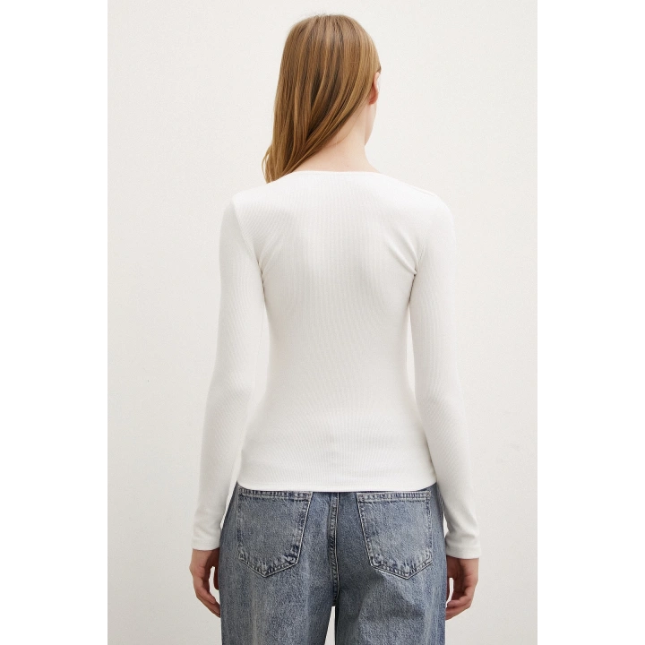 V Dekolteli Uzun Kollu Bluz Beyaz