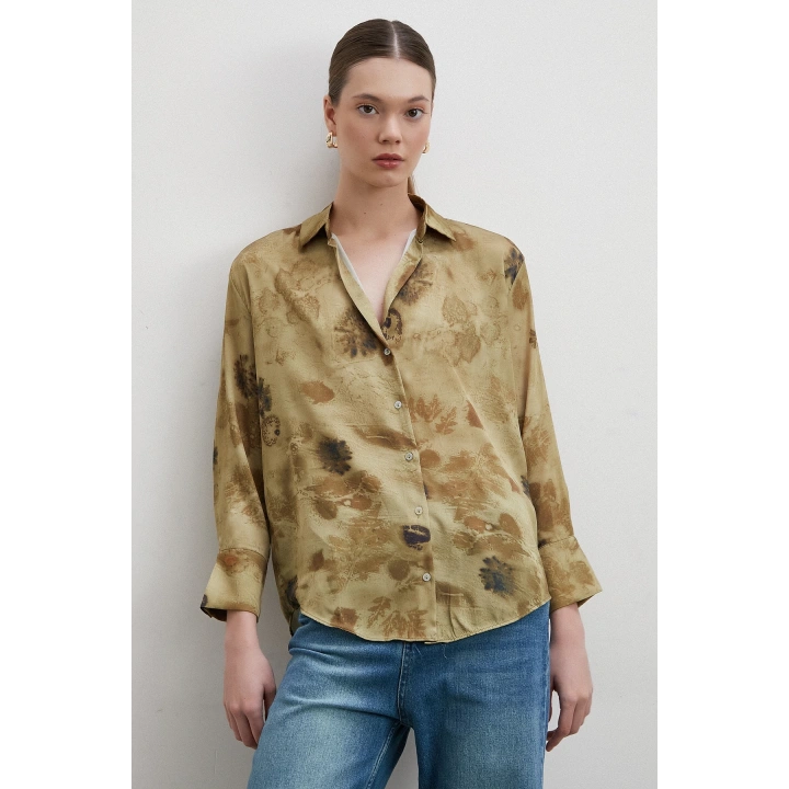 V Yaka Desenli Gömlek Haki