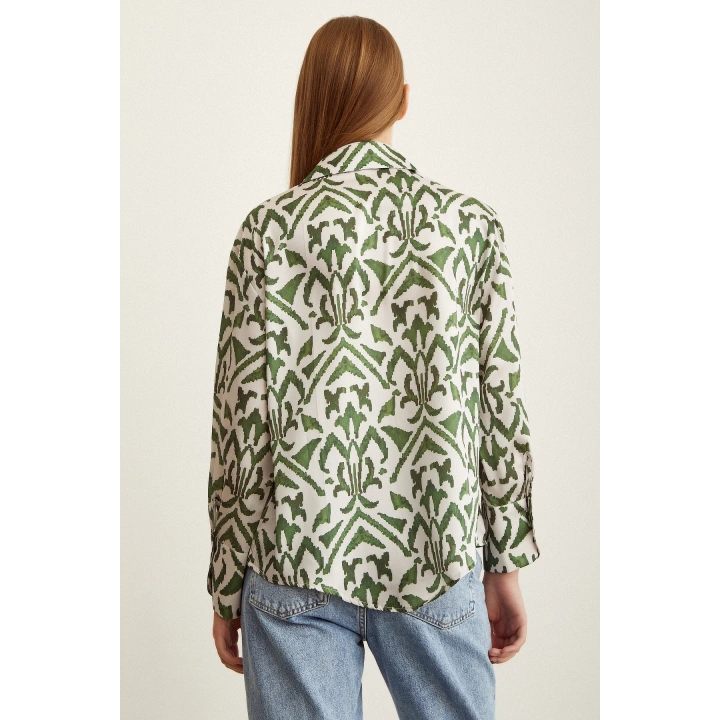 V Yaka Desenli Saten Gömlek Haki